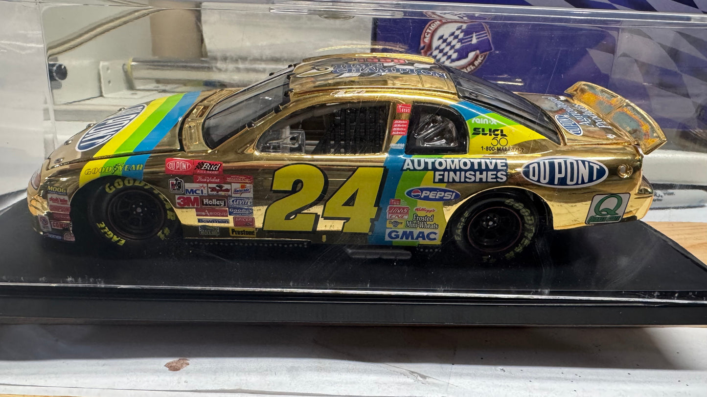 1:24 ACTION 1998 #24 DUPONT 24K GOLD CHROME 3X TIME CHAMPION JEFF GORDON MIB