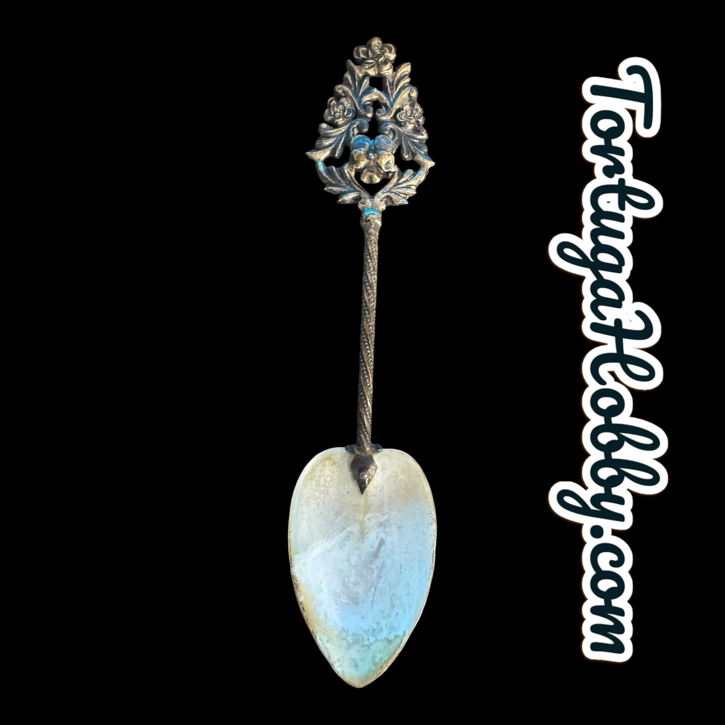 1970’s - Antique Sterling Silver Souvenir Collectors Spoon Featuring Mother Of Pearl.