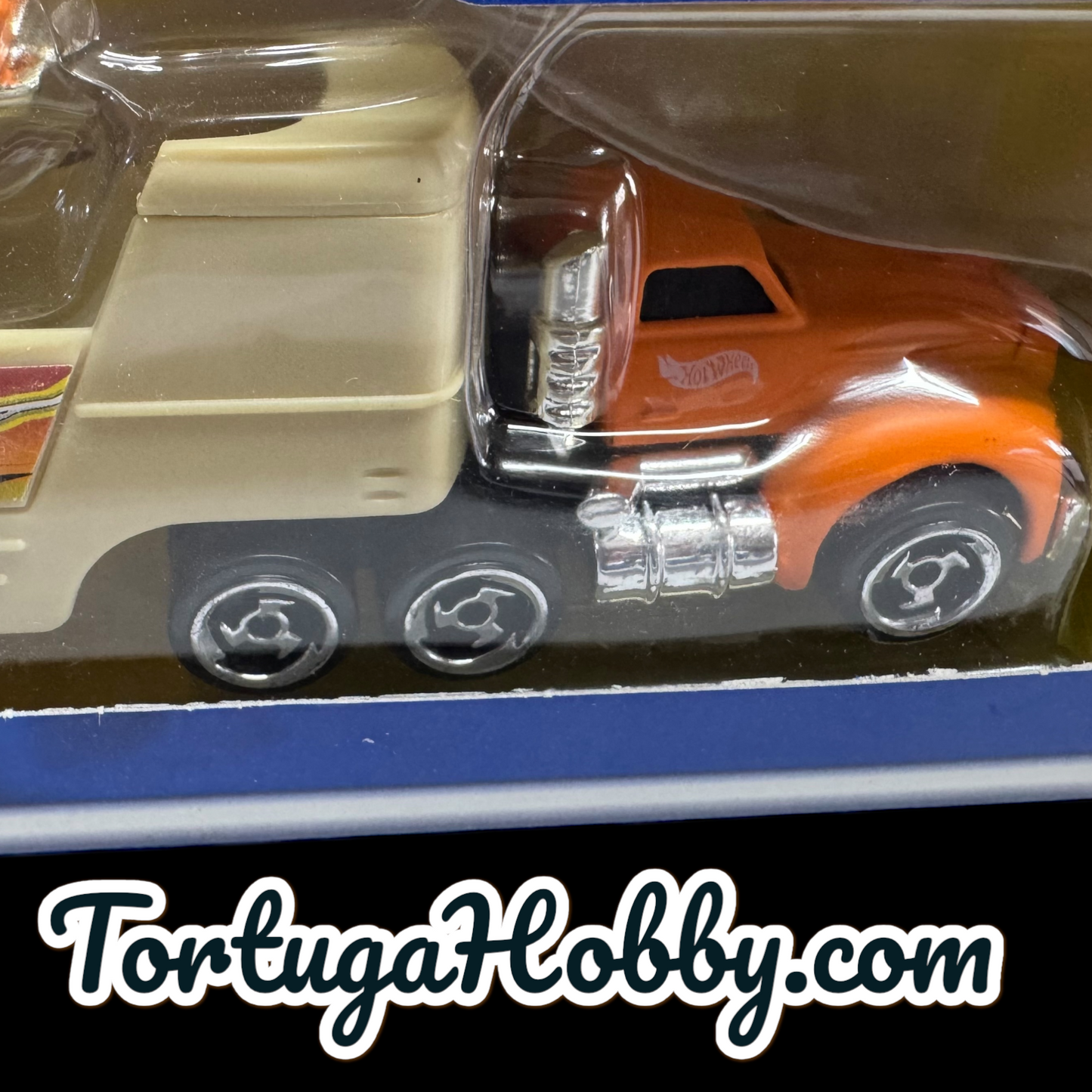 2000 Hot Wheels - Pavement Pounder 40th Desert Team Challenge Cab Trailer Car