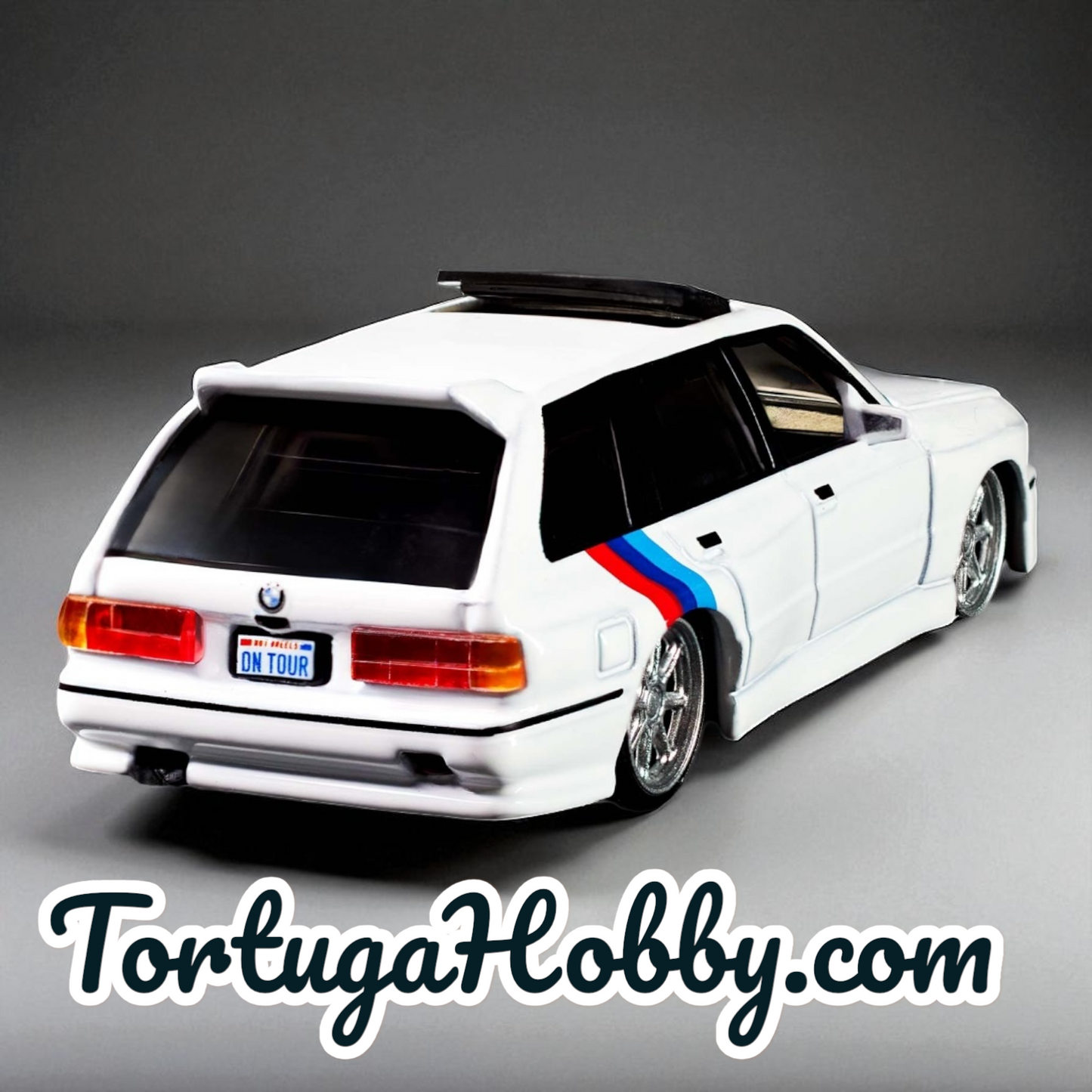 Hot Wheels Elite 64 1990 BMW 318i Touring E30 Wagon Touring