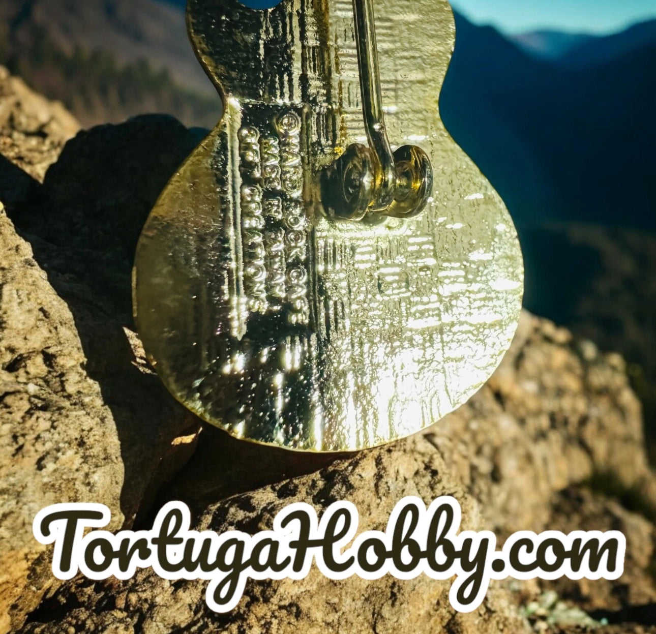 1987 - Hard Rock Cafe - Maui - Classic Guitar Pin