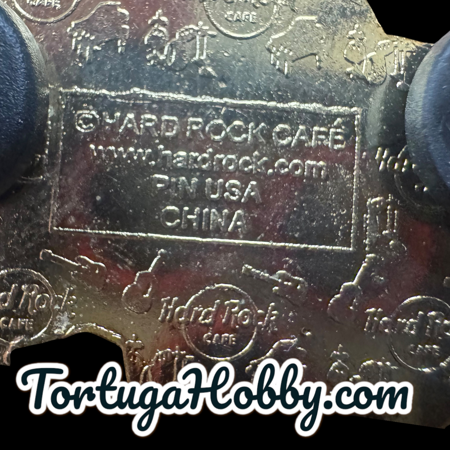 2002 - Hard Rock Cafe - London - Black Taxi 2 Pins