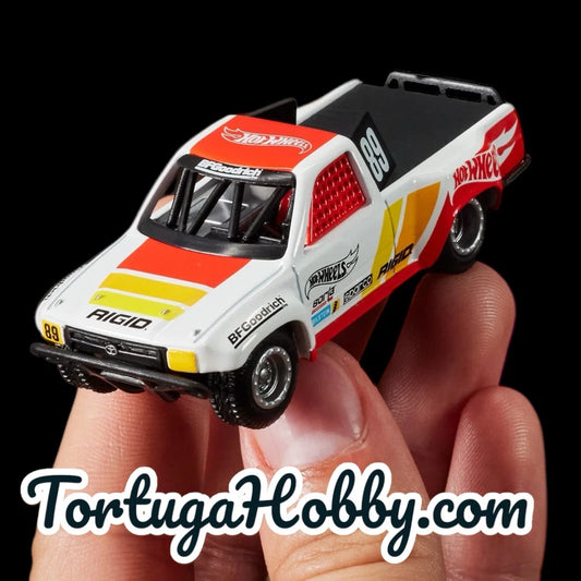 2024 Hot Wheels Elite 64 - 1989 Toyota Hilux Stadium Truck