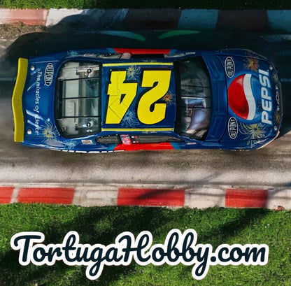 Jeff Gordon #24 Dupont Pepsi Daytona Patriotic 2002 Chevrolet Monte Carlo 1:24