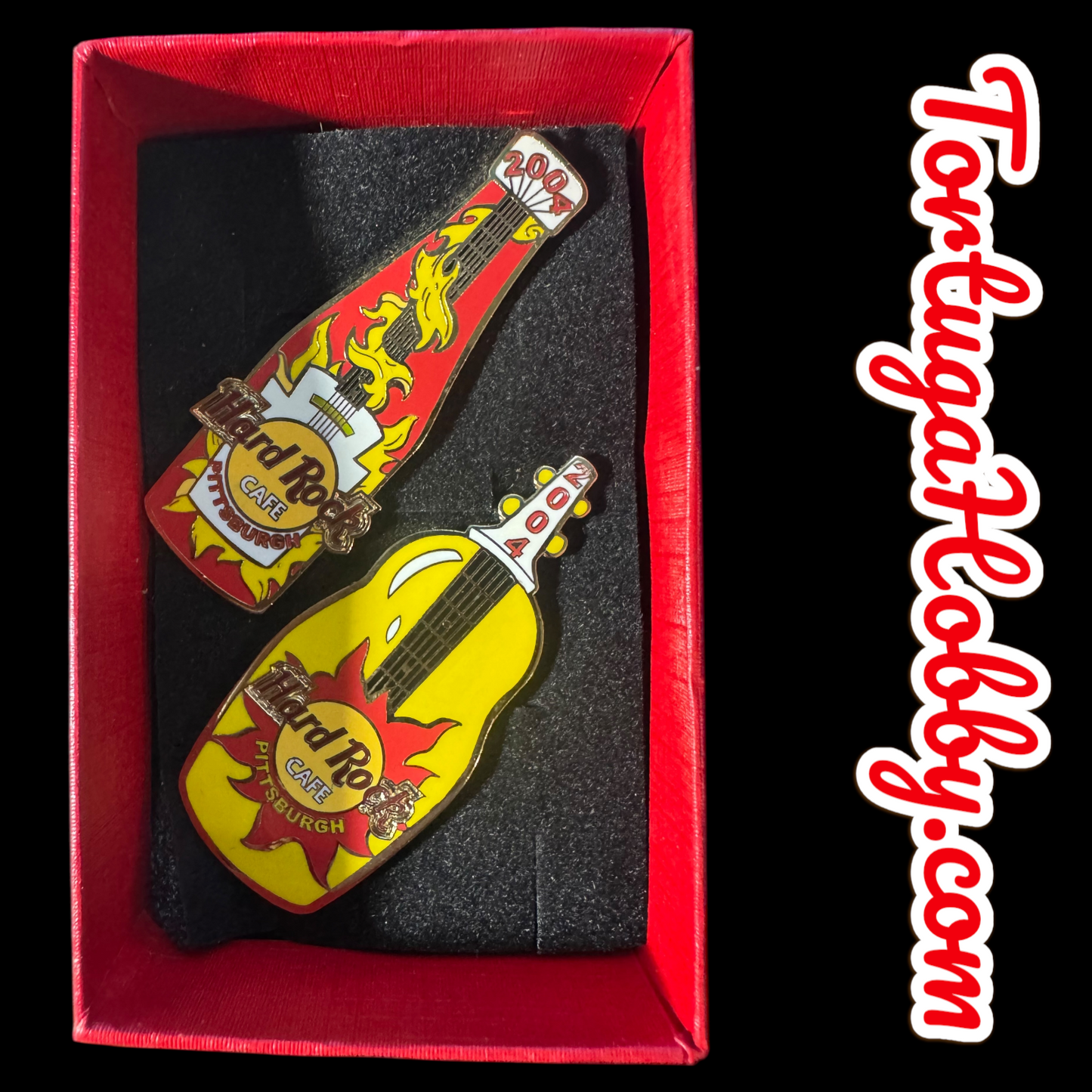2004 - Hard Rock Cafe - 2 Pin Set - Ketchup & Mustard - Pittsburgh
