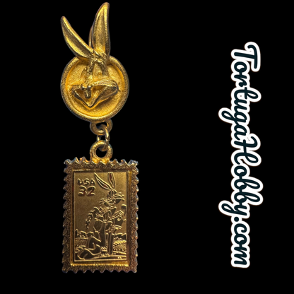 1997 Bugs Bunny Looney Tunes USPS Vintage - 32 Cent Stamp Earrings Gold Tone #8