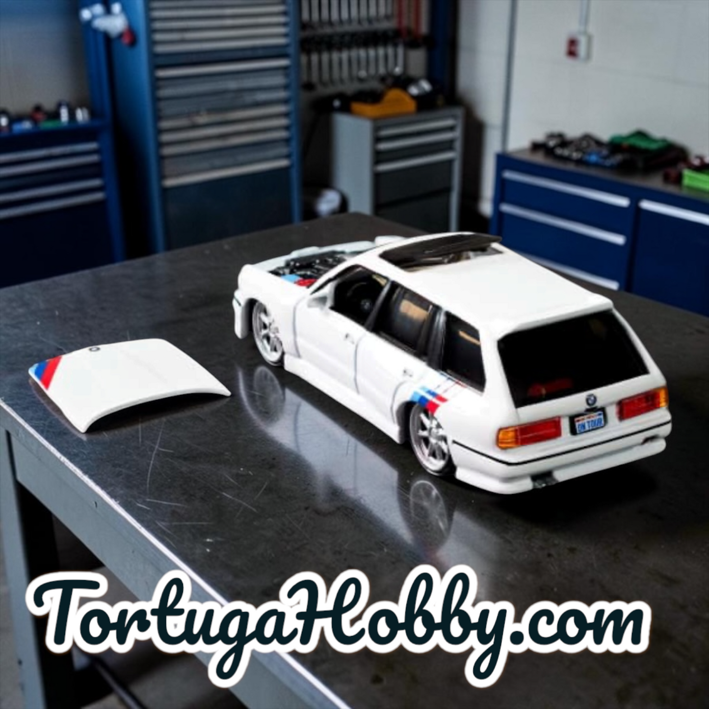 2025 - Hot Wheels - Elite 64 - BMW 318i Touring