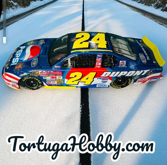 Jeff Gordon #24 Dupont Pepsi Daytona Patriotic 2002 Chevrolet Monte Carlo 1:24