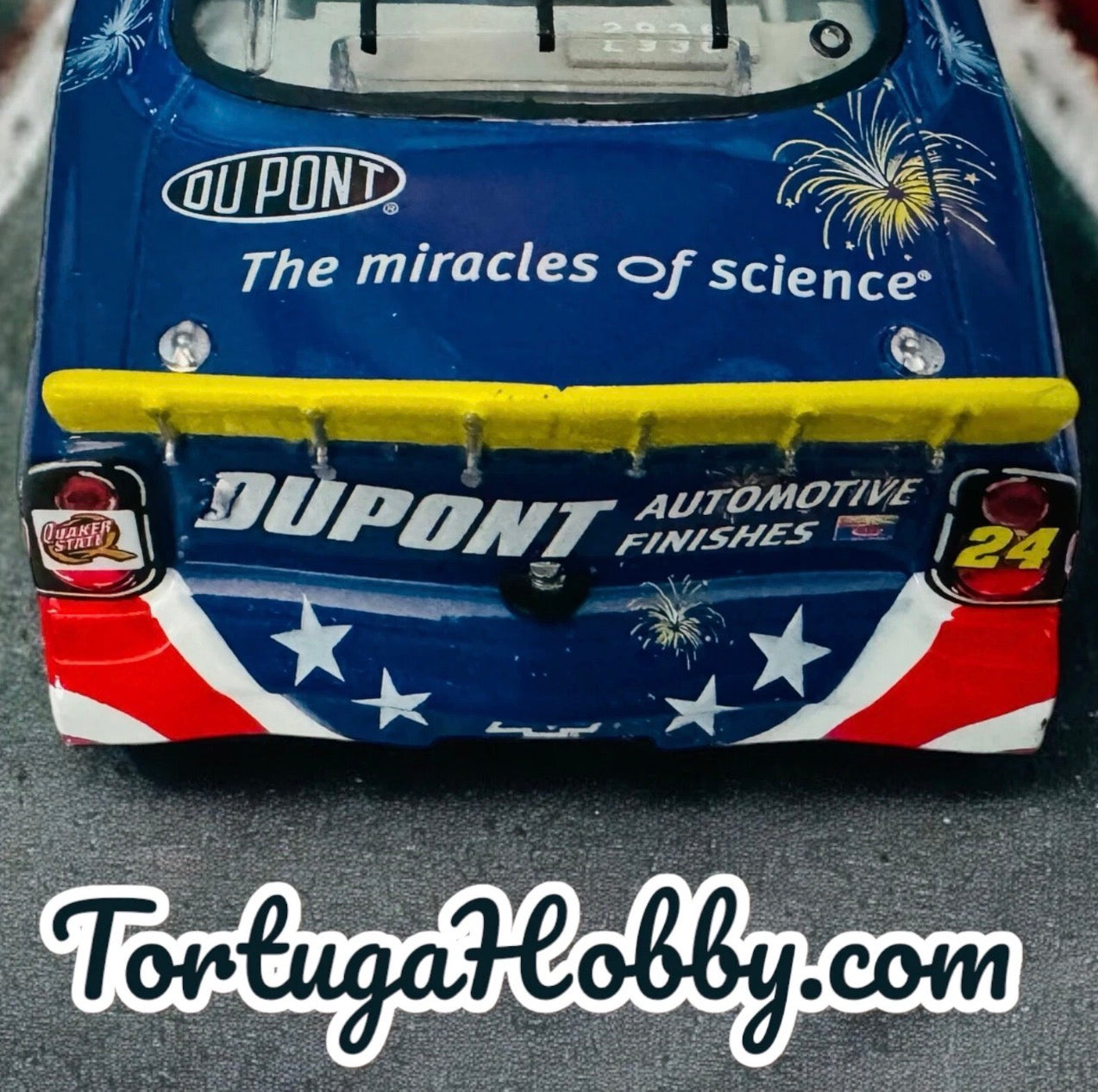 Jeff Gordon #24 Dupont Pepsi Daytona Patriotic 2002 Chevrolet Monte Carlo 1:24