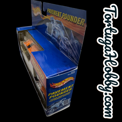 2000 Hot Wheels - Pavement Pounder 40th Desert Team Challenge Cab Trailer Car
