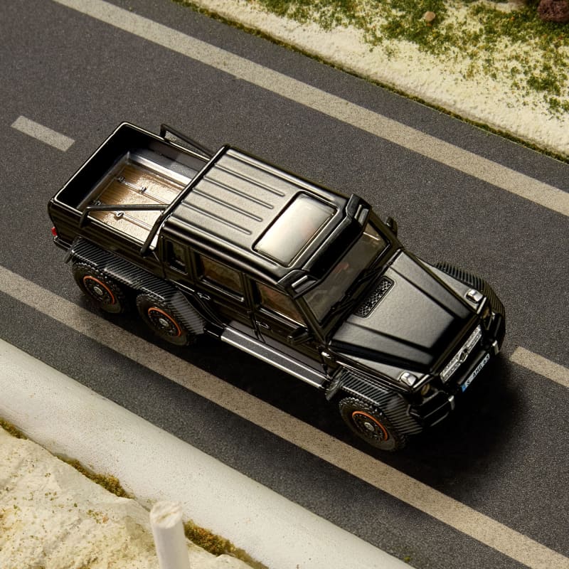 Hot Wheels Elite 64 Mercedes-Benz G 63 AMG 6X6 IN HAND