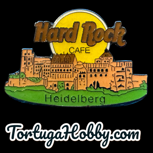 1998 - Hard Rock Cafe - Edinburgh - Castle Shaped Collectible Souvenir Pin