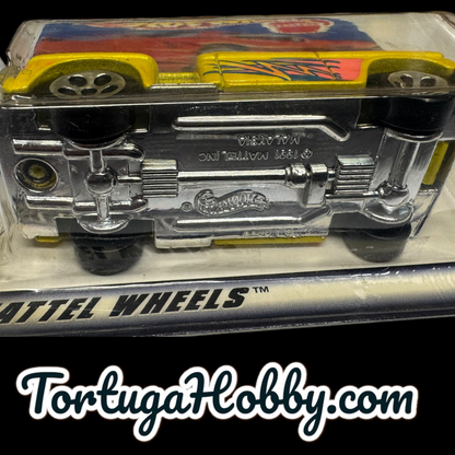 1997 - Hot Wheels Mainline - 56’ Flashsider - Yellow